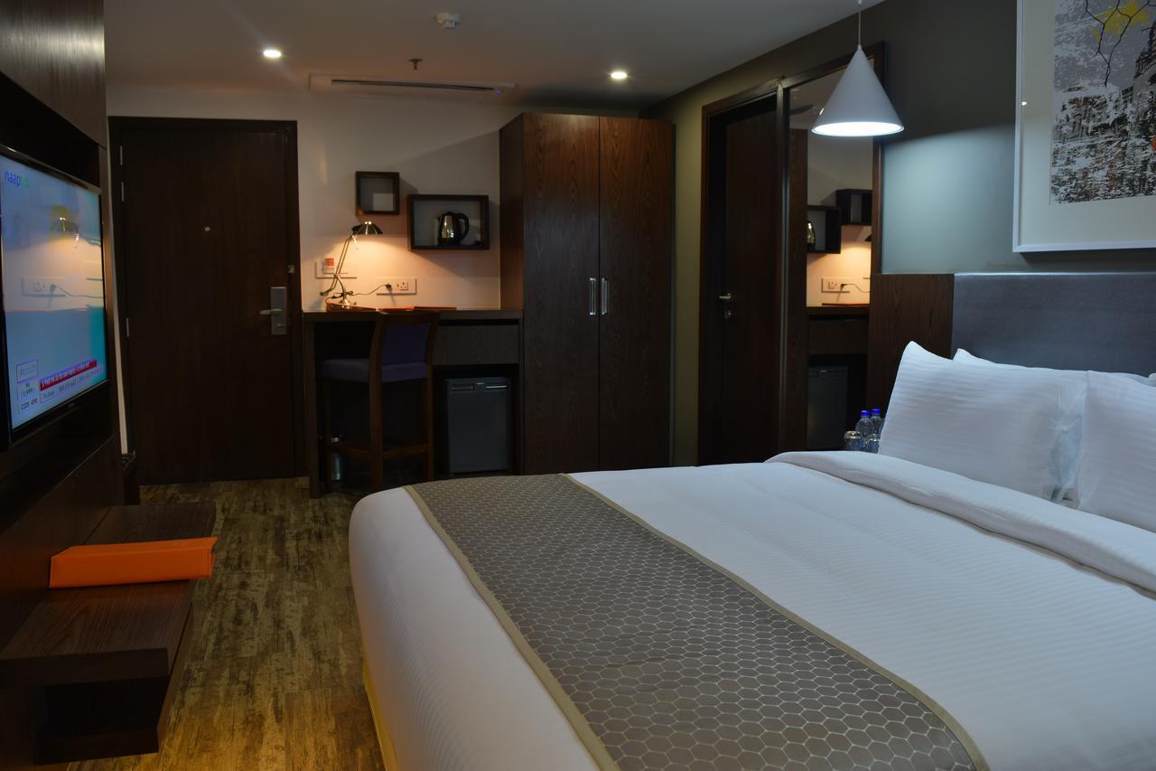 Howard Johnson By Wyndham, Kolkata Airport Exterior photo