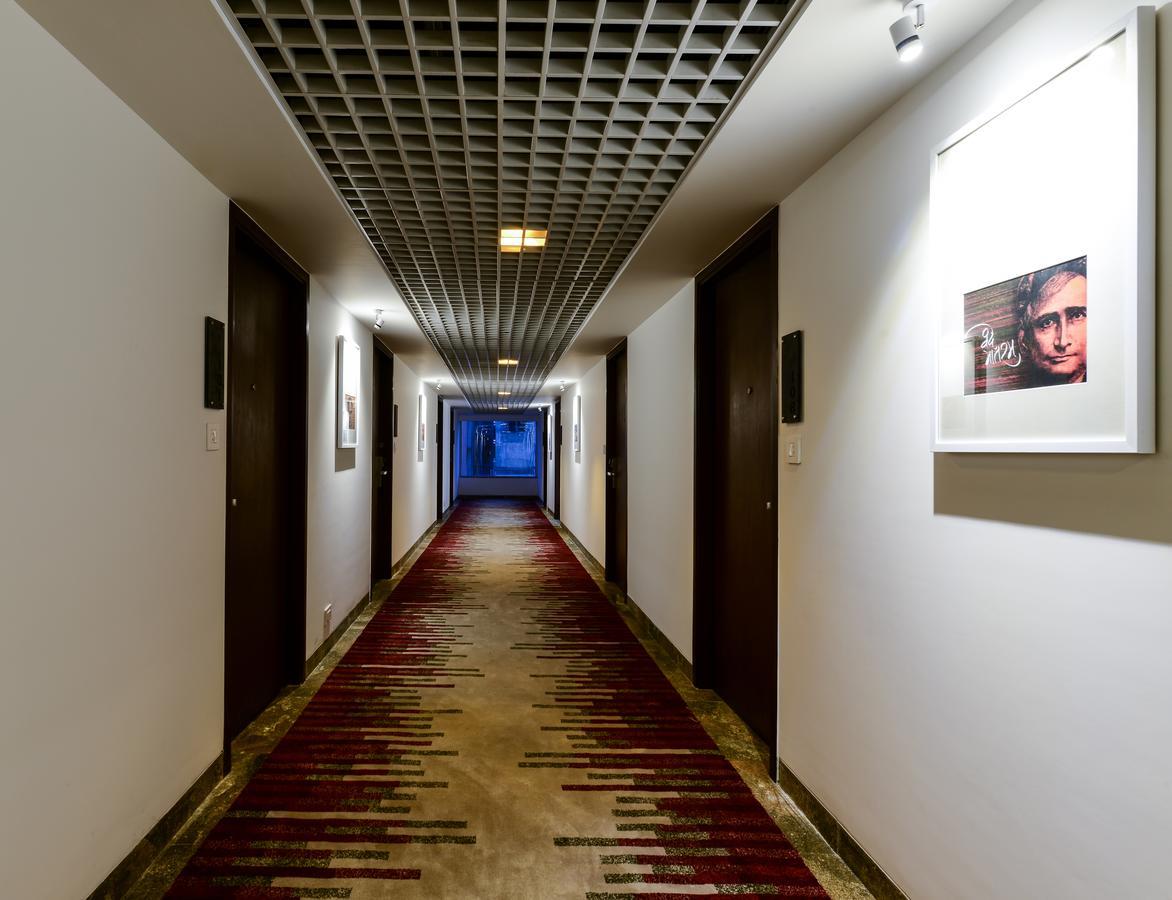 Howard Johnson By Wyndham, Kolkata Airport Exterior photo