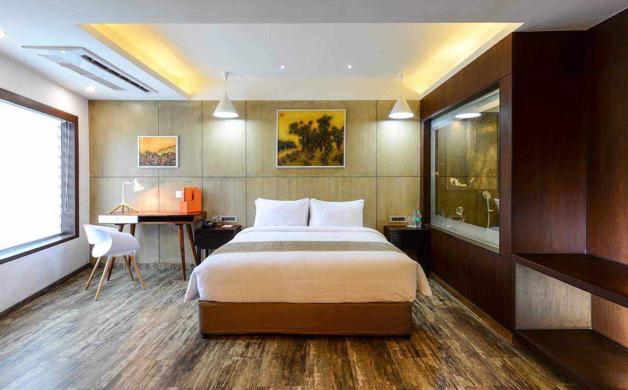 Howard Johnson By Wyndham, Kolkata Airport Exterior photo